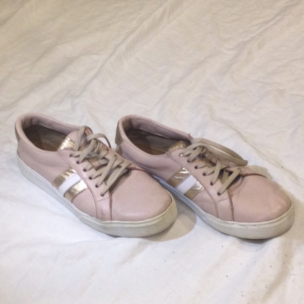 Pink Kaanas Sneakers Size 7